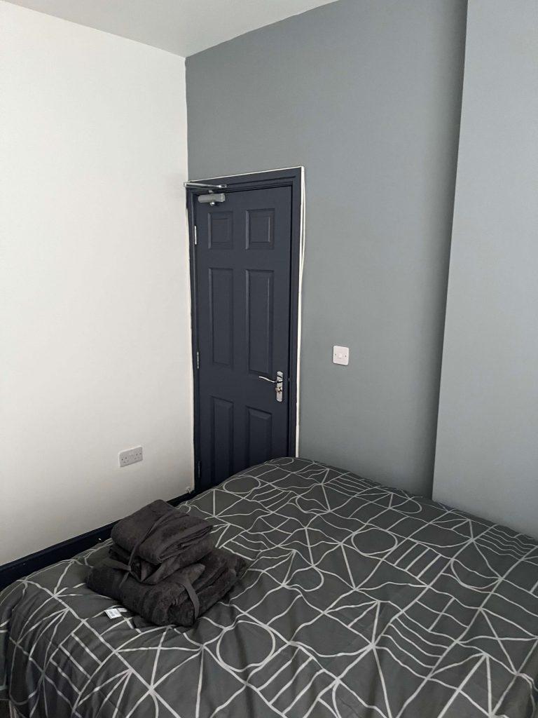 Super 5 Bed Professional All Ensuite HMO For Sale